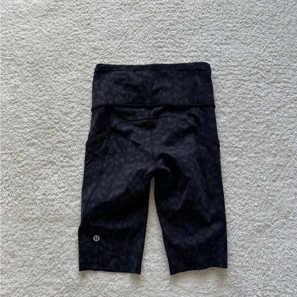 Lululemon Fast & Free Short 10"